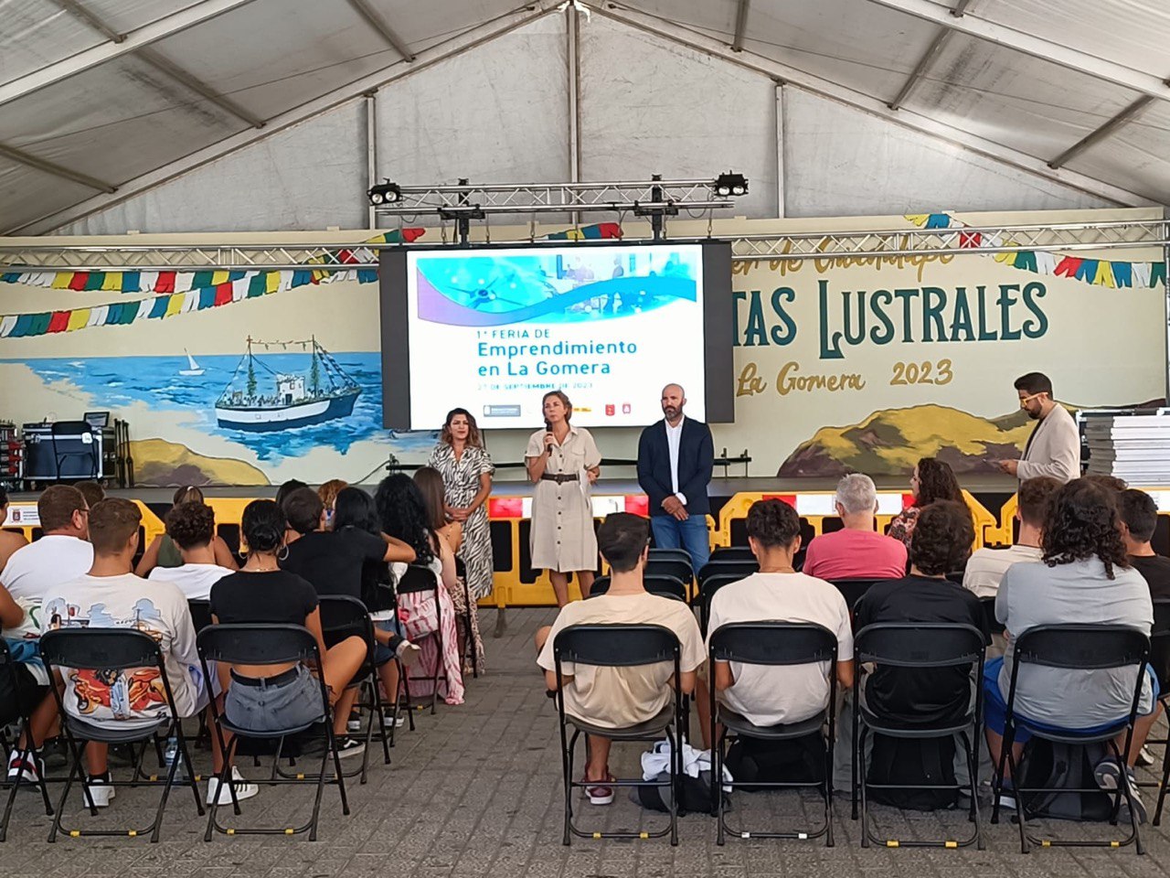 Inaugurada la I edición de la Feria de Emprendimiento de La Gomera