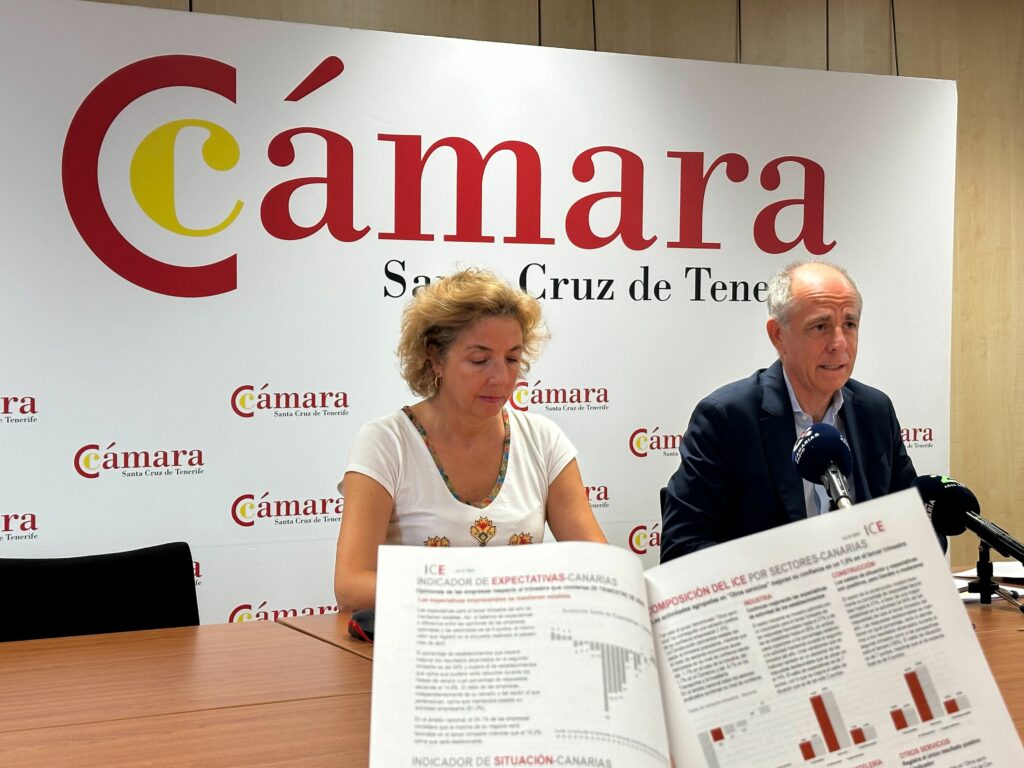 La confianza empresarial cae un 2,5% en el tercer trimestre y adelanta una moderación en el ritmo de crecimiento de la economía canaria